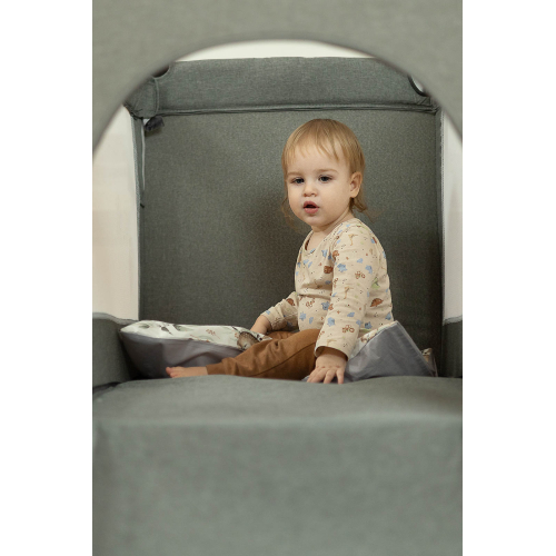 Najlepsze łóżeczka turystyczne dostawne z opuszczanym bokiem – Komfort i bezpieczeństwo dla Twojego Dziecka!
